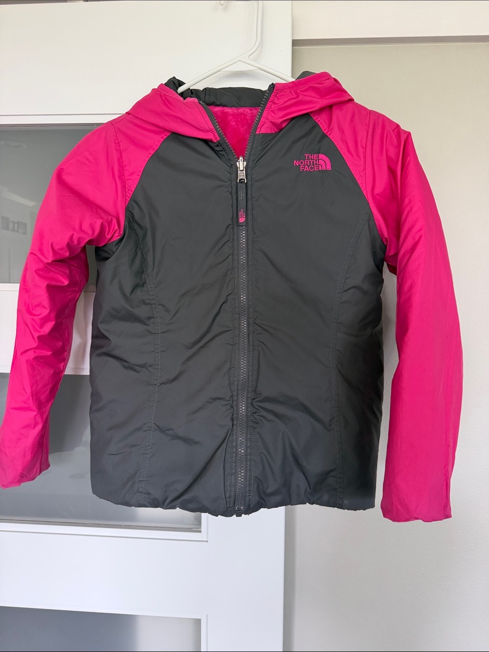 The North Face Girls' Pink & Grey Hooded Puffer Jacket - REVERSIBLE!